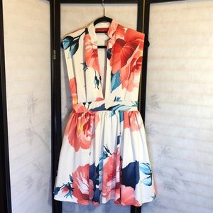 Women’s floral print dress with tulle